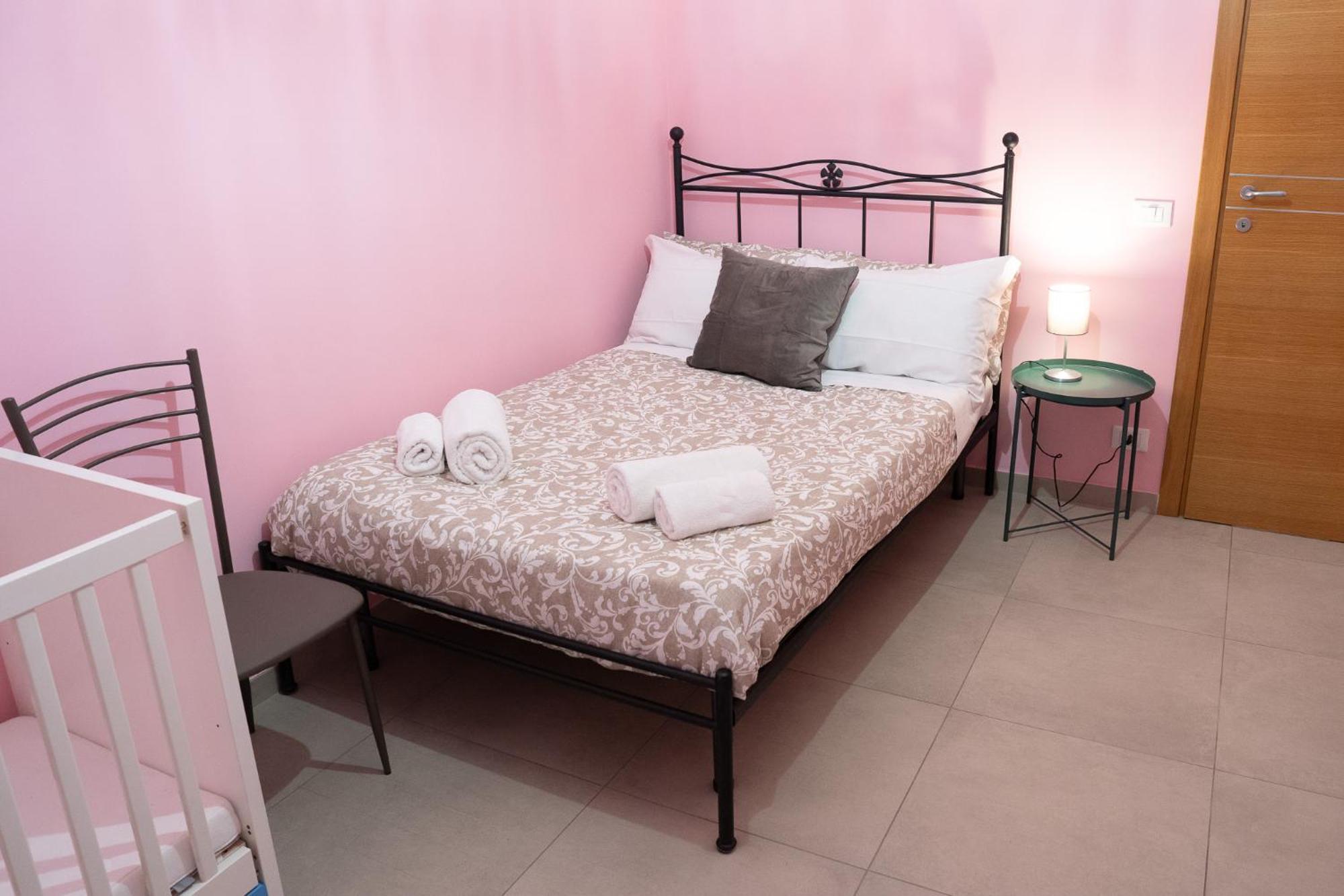 Sweet 3 Bedr - 3 Stops From Piramide Apartamento Roma