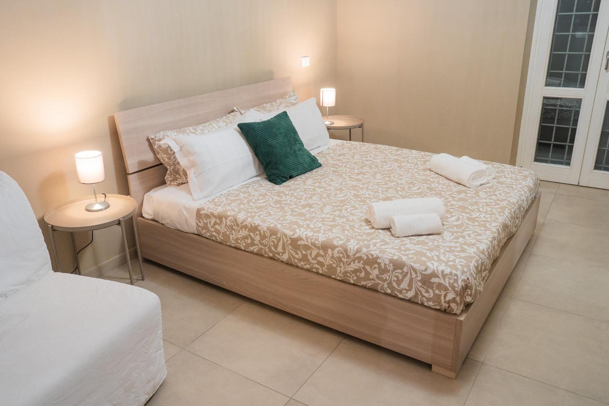 Apartamento Sweet 3 Bedr - 3 Stops From Piramide Roma